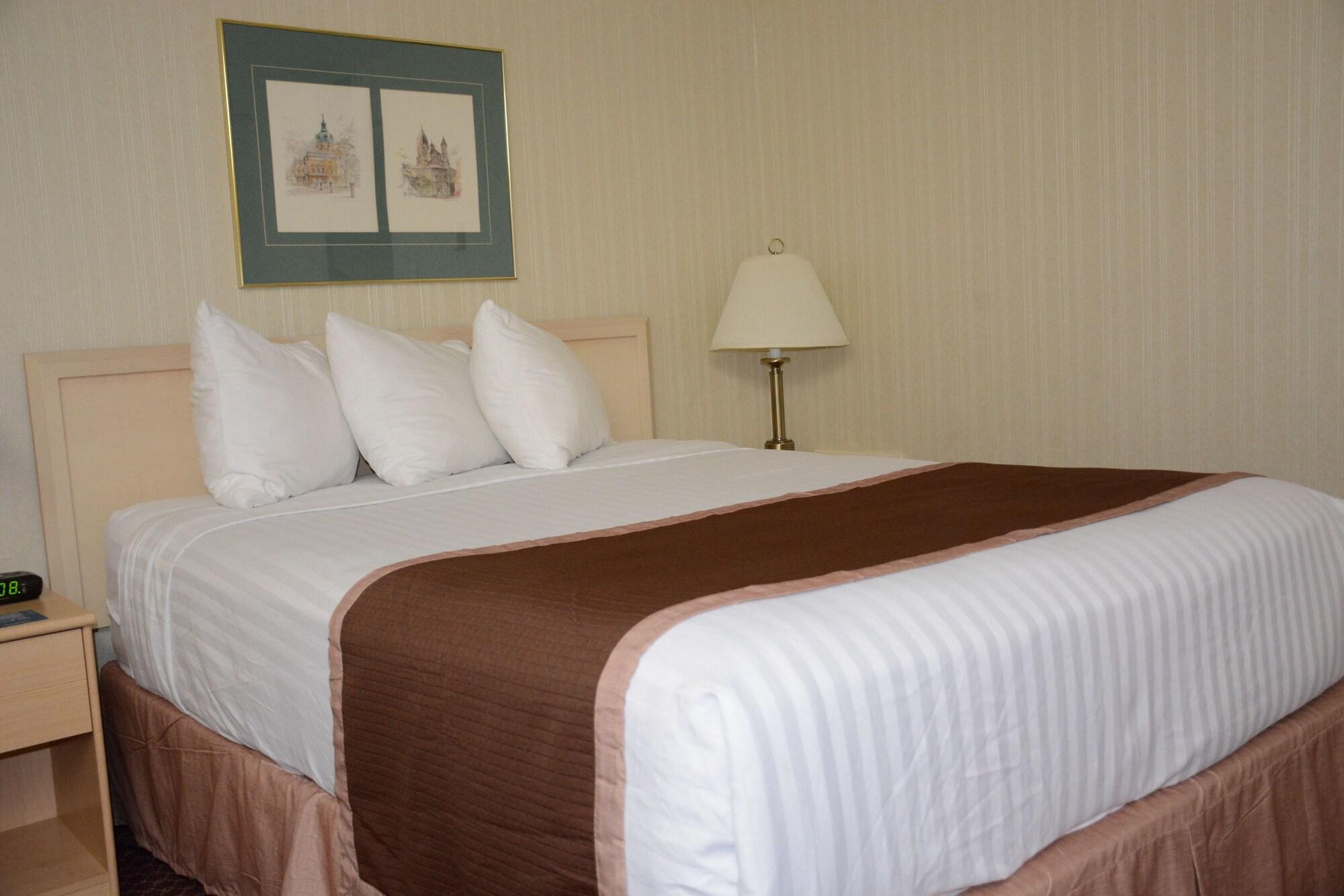 Travelodge By Wyndham Lethbridge Εξωτερικό φωτογραφία