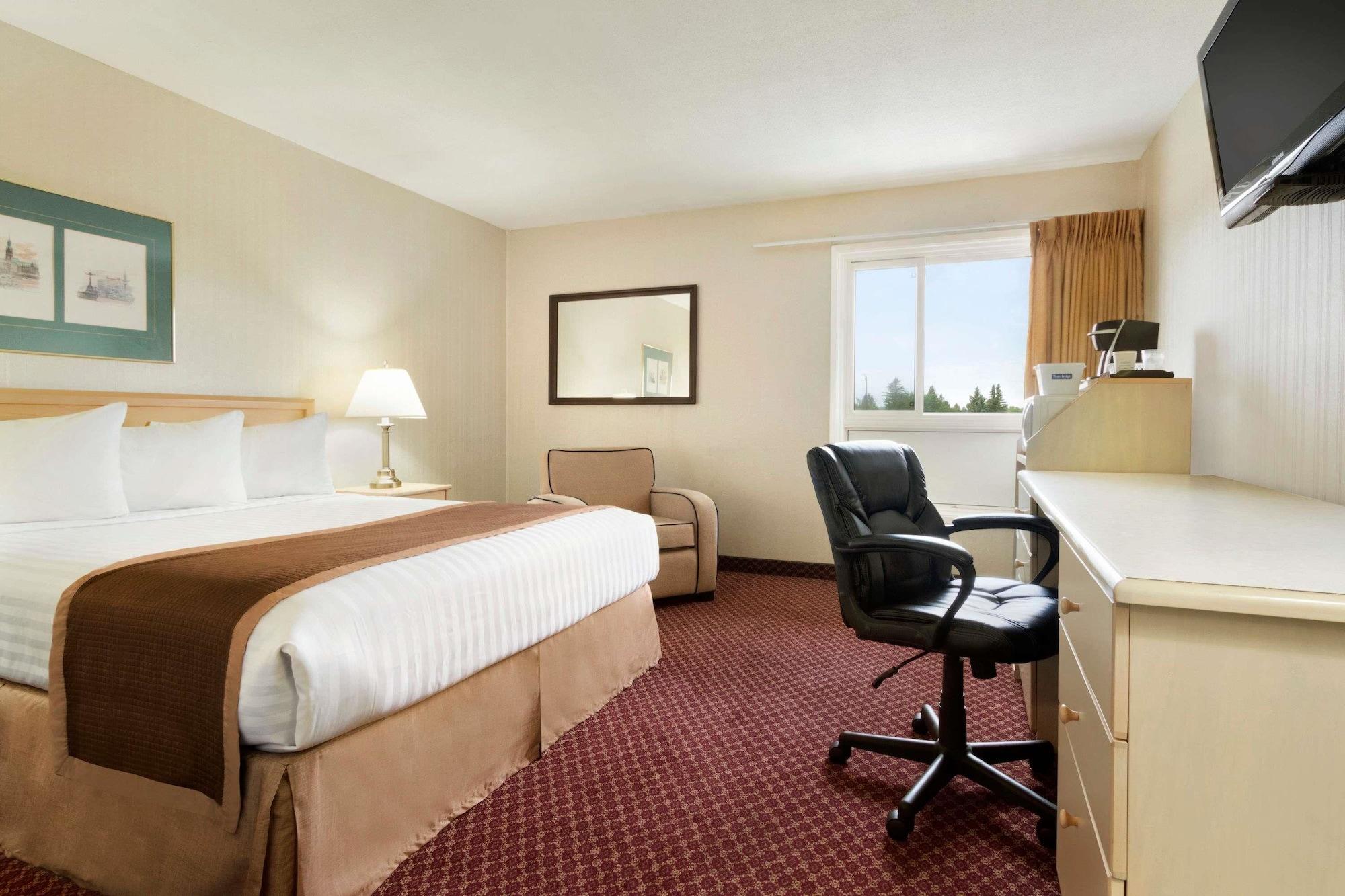 Travelodge By Wyndham Lethbridge Εξωτερικό φωτογραφία