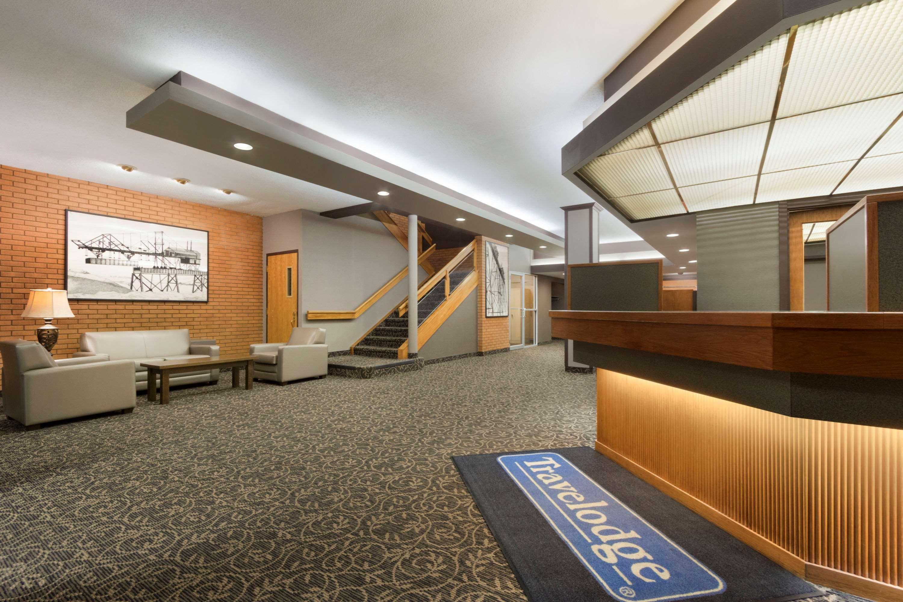 Travelodge By Wyndham Lethbridge Εξωτερικό φωτογραφία